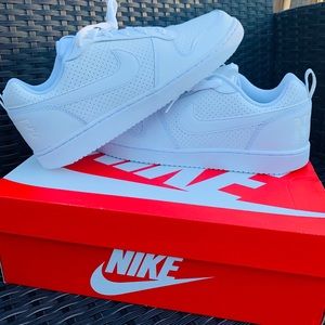 Nike Court Brought Low Triple White
